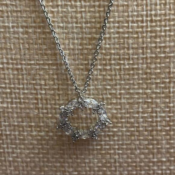 White Gold Plated Necklace with Circle Charm NEW - Picture 2 of 3